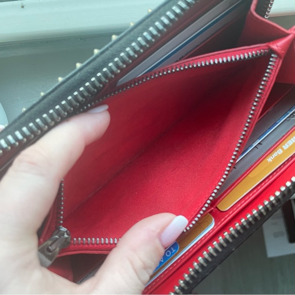 Christian Louboutin Rainbow Stud Panettone Zippered Wallet ☆ RARE ☆ SALE ☆ - Picture 9 of 16